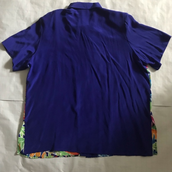 Diane Gilman Silk & Sequin Shirt. - Picture 4 of 5